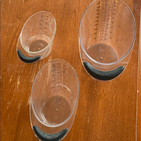 Pampered Chef Easy Read Measuring Cups